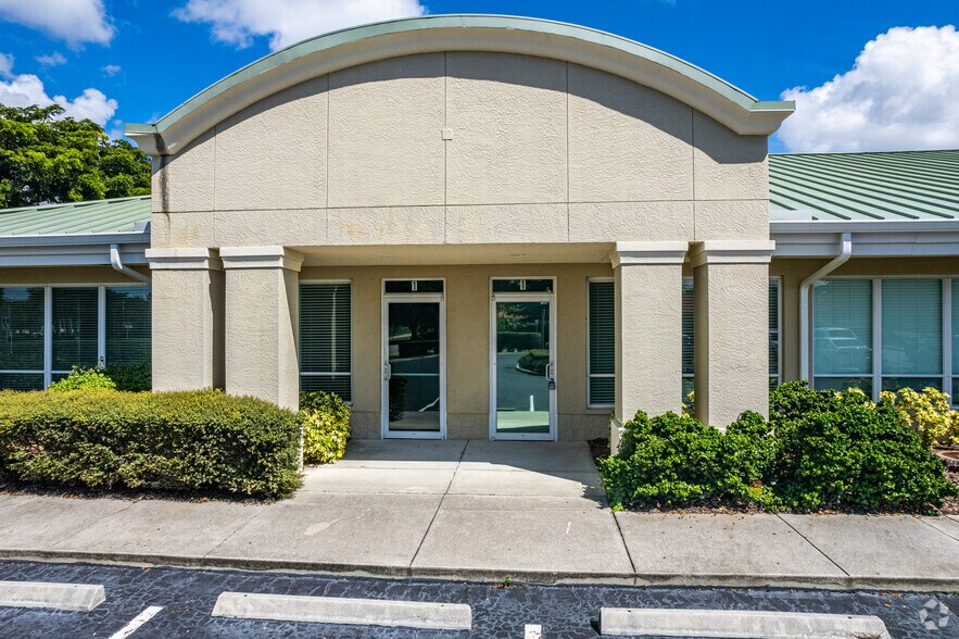 More Photos Of 6801 Palisades Park Ct, Fort Myers Medical For Lease