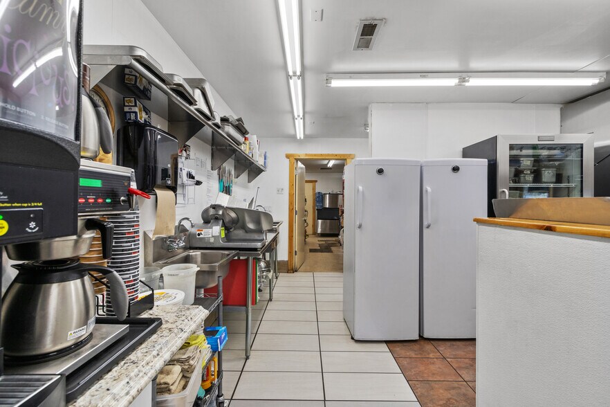 More Photos Of 200 Main st, Idaho City Specialty For Sale