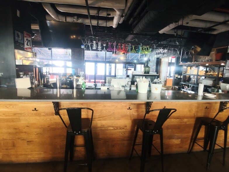 More Photos Of 1080 Broadway, Brooklyn Hotel For Lease