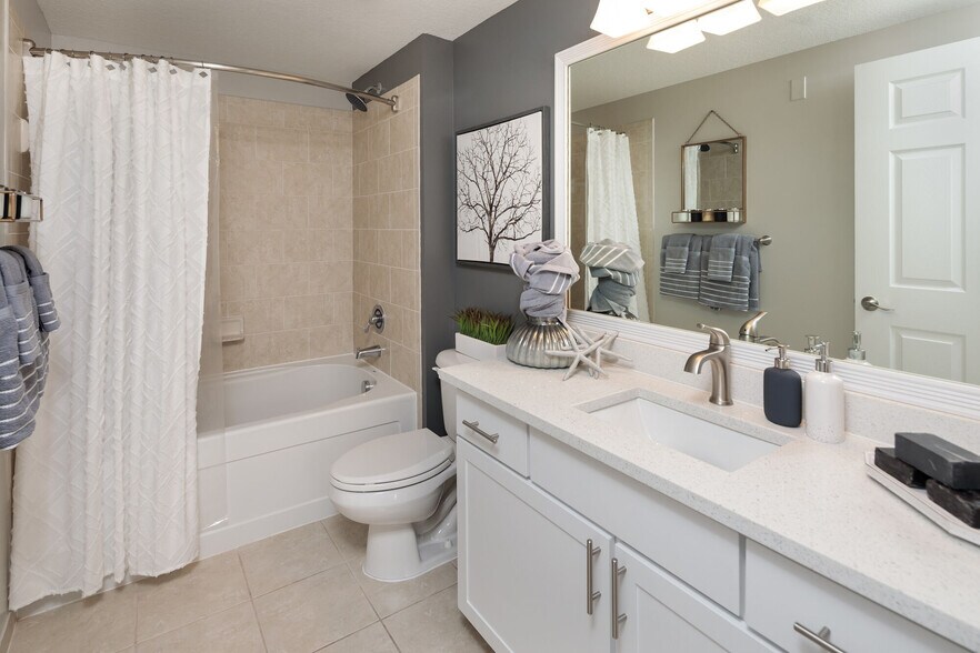More Photos Of 3880 W Broward Blvd, Fort Lauderdale Apartments For Lease