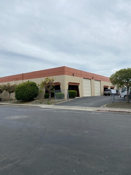 More Photos Of 1601 Enterprise Dr, Fairfield Warehouse For Sale