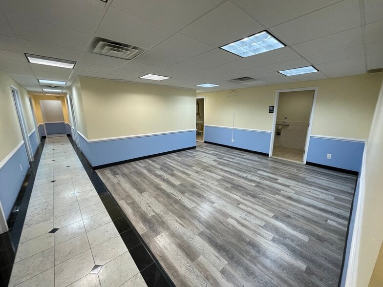 More Photos Of 3041 Avenue U, Brooklyn Medical For Lease