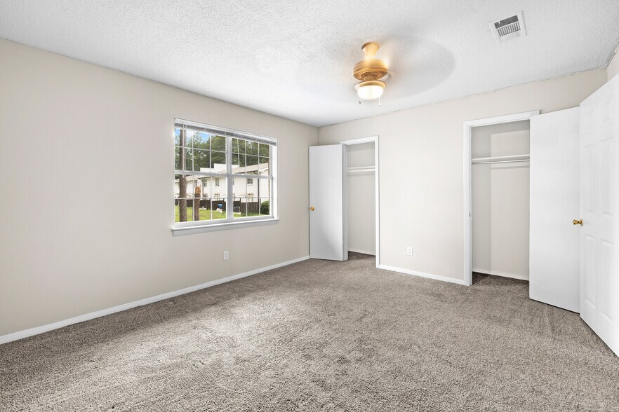 More Photos Of 7234 Tara Blvd, Jonesboro Apartments For Sale