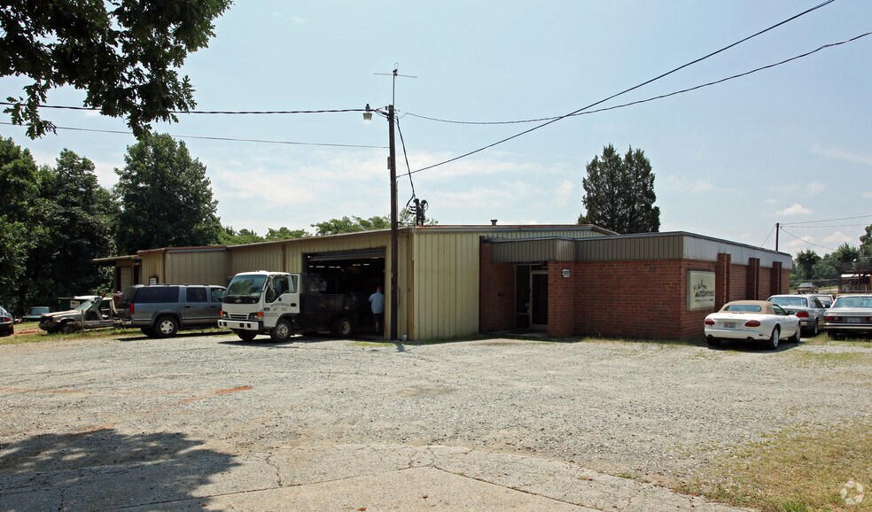 More Photos Of 5858 Prospect St, Archdale Service For Sale