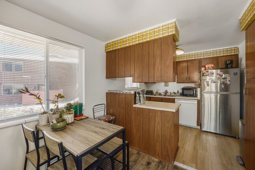 More Photos Of 9842-9856 W 22nd Pl, Lakewood Apartments For Sale