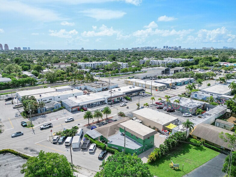 More Photos Of 2435 N Dixie Hwy, Wilton Manors Apartments For Sale