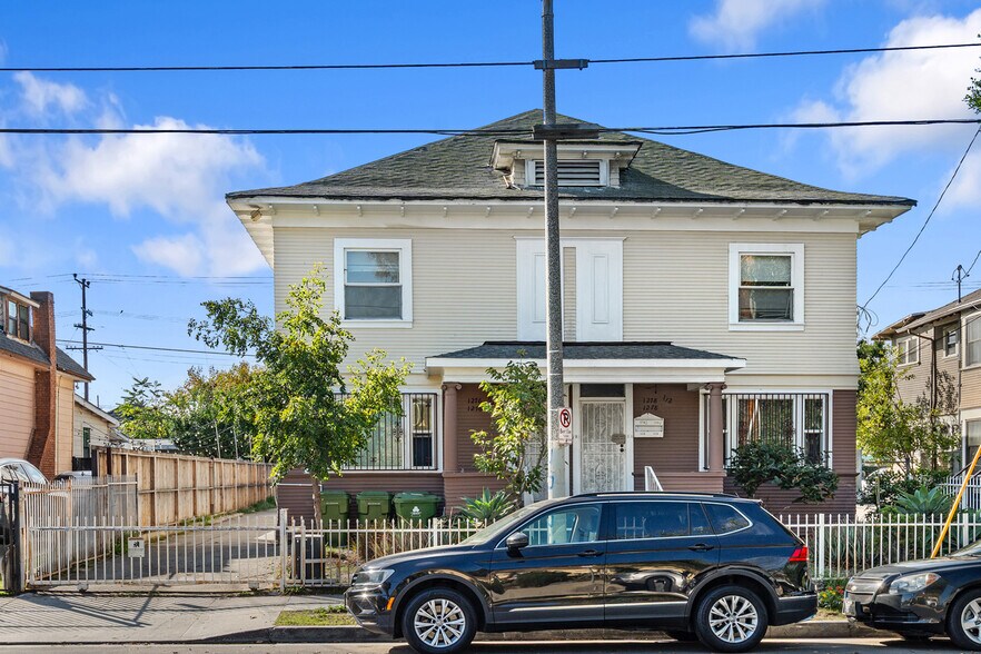 More Photos Of 1276 W 22nd St, Los Angeles Apartments For Sale
