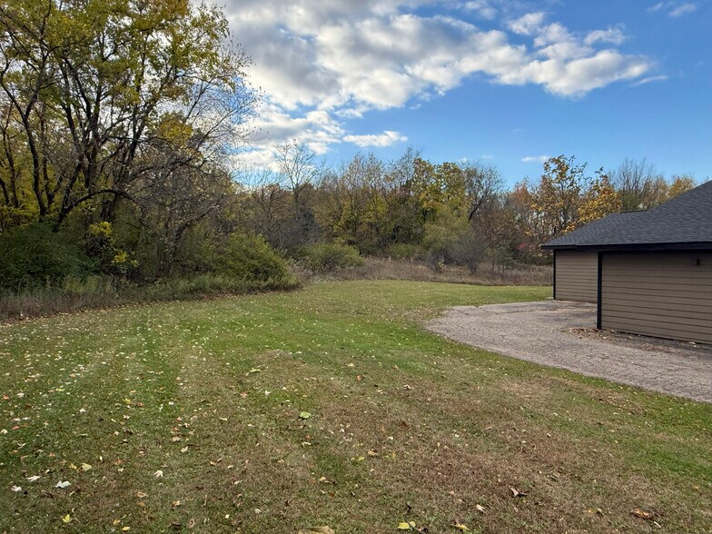 More Photos Of 8767 N 32nd St, Richland Warehouse For Sale