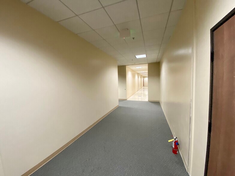 More Photos Of 18705 Madrone Pky, Morgan Hill Research And Development For Lease