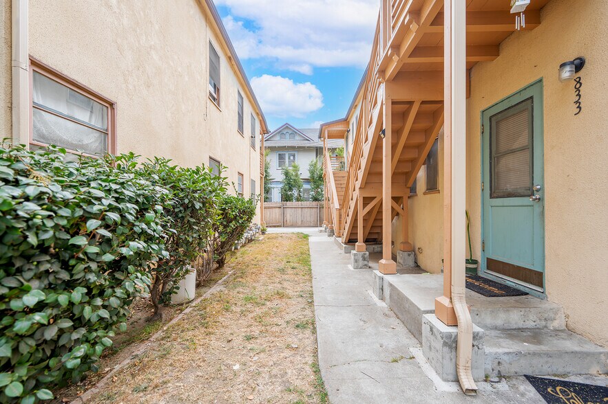 More Photos Of 833 N Lacy St, Santa Ana Apartments For Sale