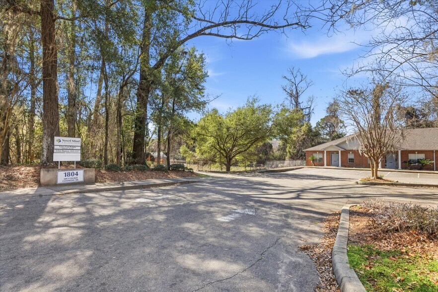 More Photos Of 1804 Miccosukee Commons Dr, Tallahassee Office For Sale