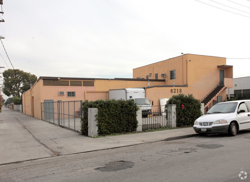 Primary Photo Of 6218 Maywood Ave, Bell Warehouse For Sale