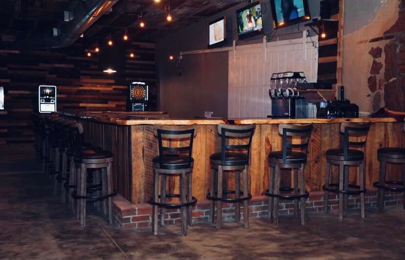 More Photos Of 165 S Ohio Ave, Atoka Bar For Sale