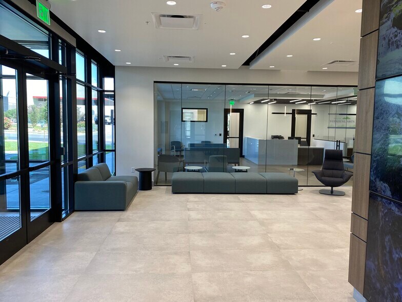 More Photos Of 139 N Hunter Grove Ln, Lehi Office For Lease