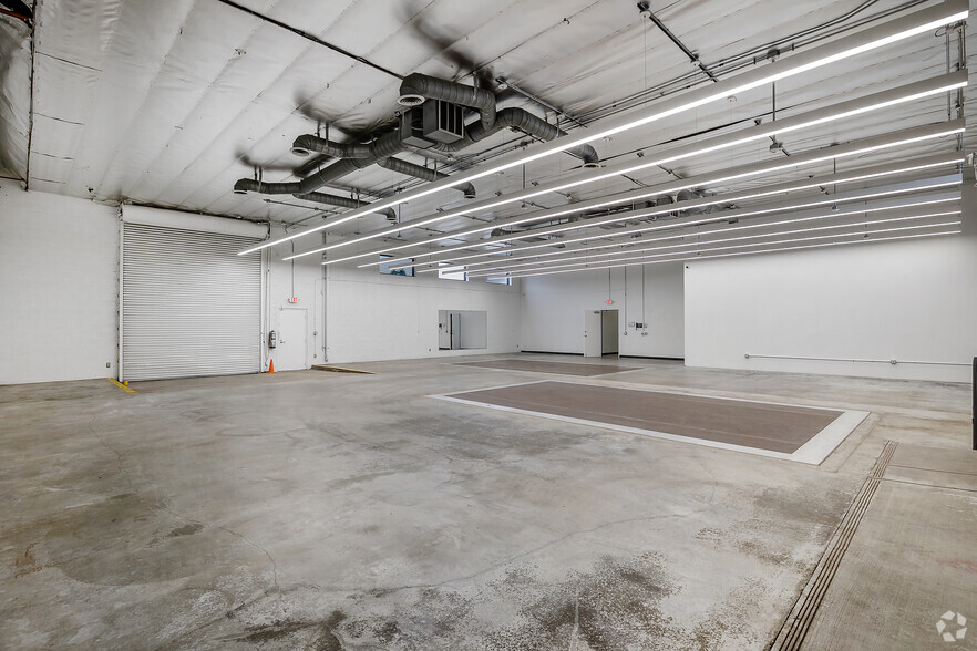 More Photos Of 11837-11845 Teale St, Culver City Warehouse For Lease