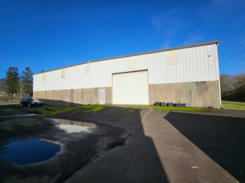 More Photos Of 27680 SE Highway 212, Boring Warehouse For Lease