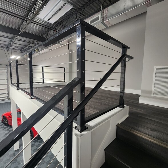 More Photos Of 195 Basik Dr, Naples Warehouse For Sale