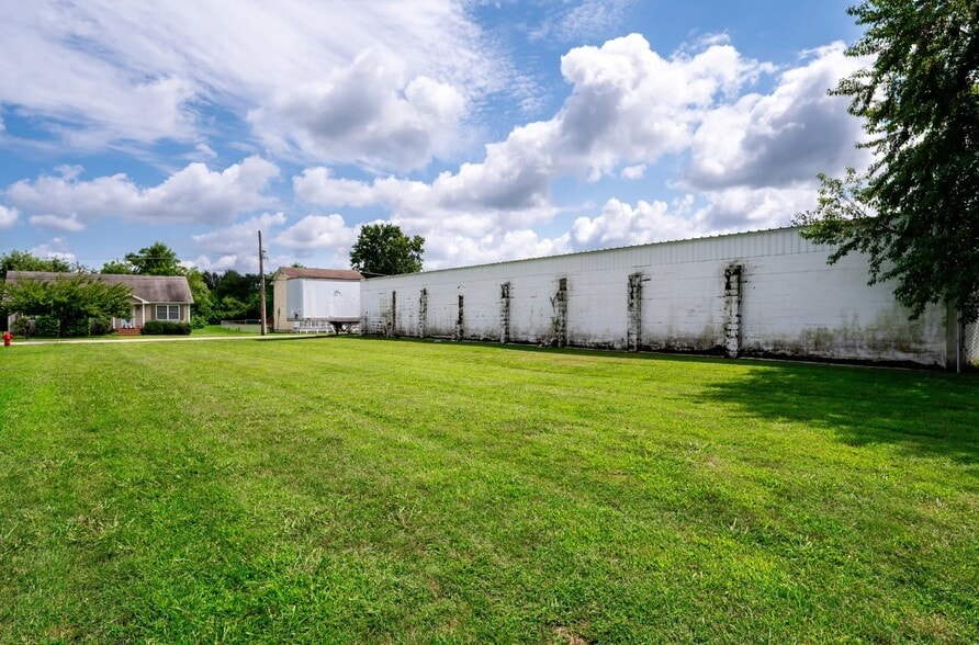 More Photos Of 111 N School St, Greensboro Warehouse For Sale