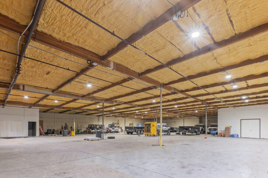 More Photos Of 1840 E University Dr, Tempe Warehouse For Sale