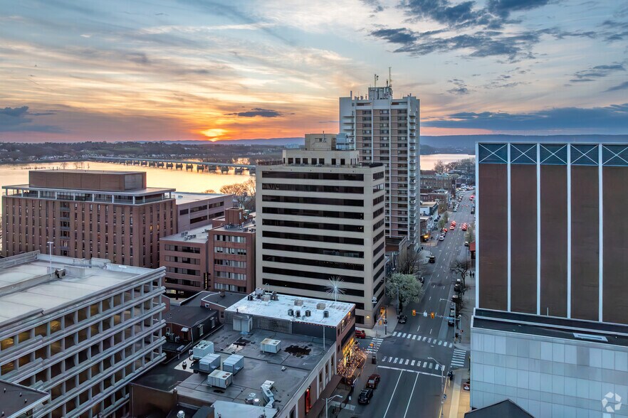 More Photos Of 300 N 2nd St, Harrisburg Office For Lease