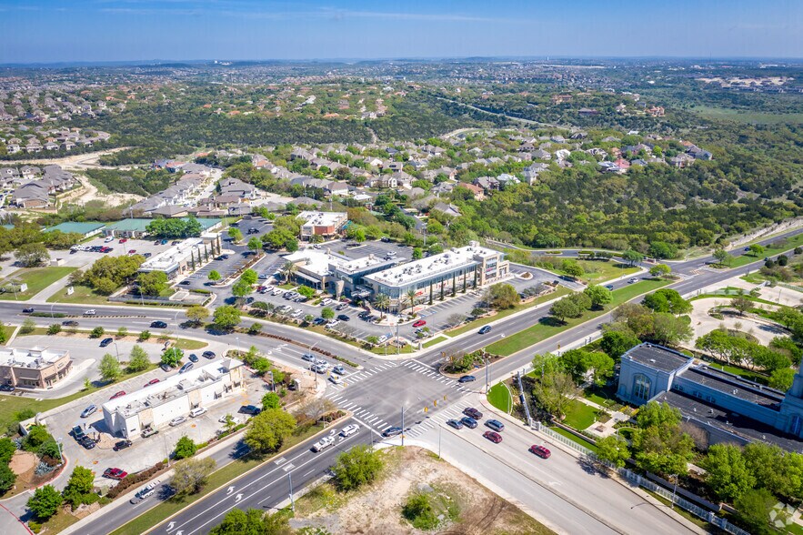 More Photos Of 20079 Stone Oak Pky, San Antonio Storefront Retail Office For Lease