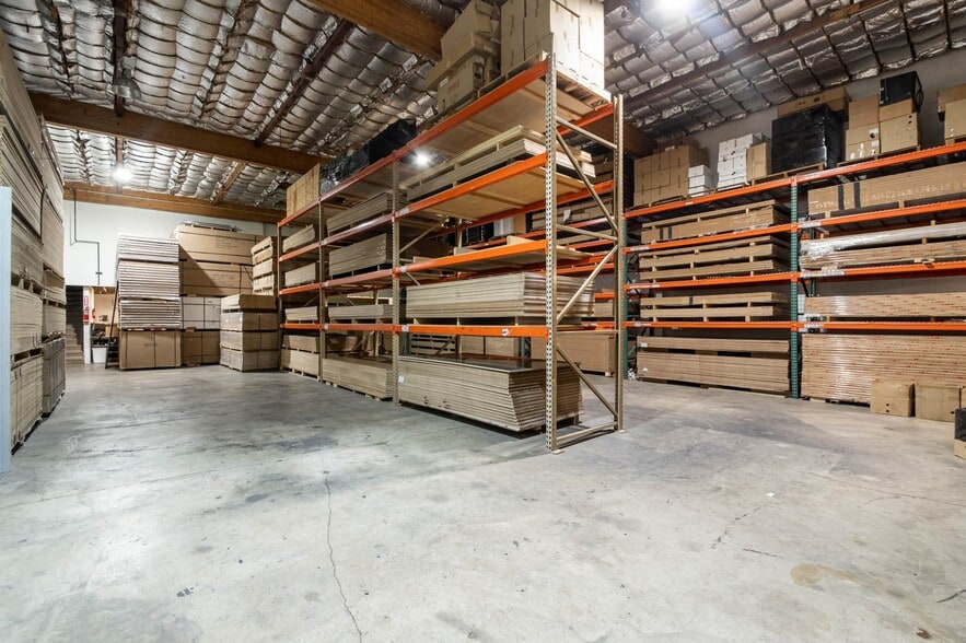 More Photos Of 12863 San Fernando Rd, Sylmar Manufacturing For Sale