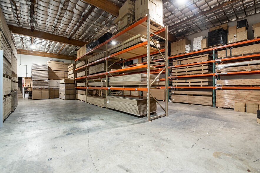 More Photos Of 12863 San Fernando Rd, Sylmar Manufacturing For Sale