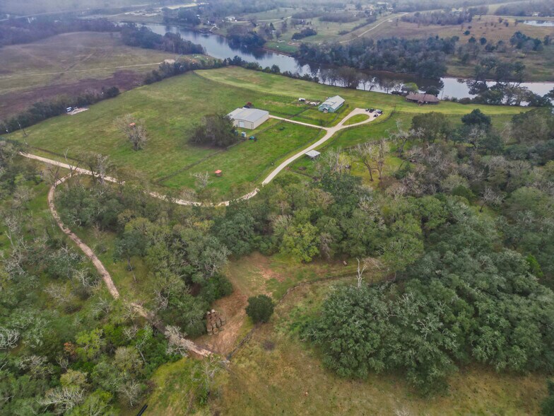 More Photos Of 3559 FM 521 Rd, Brazoria Specialty For Sale