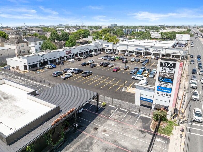 More Photos Of 5757 Westheimer Rd, Houston Unknown For Lease