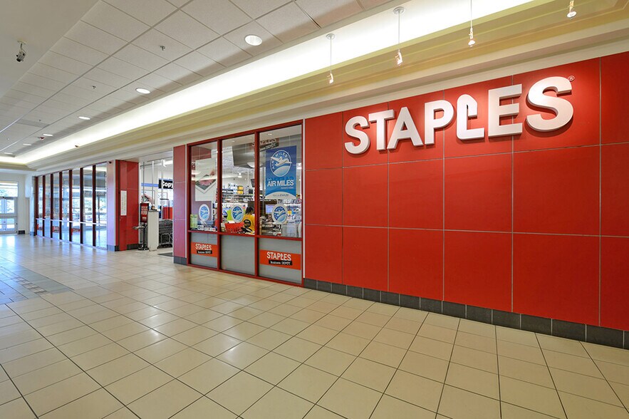 More Photos Of 6359 50 Av, Red Deer General Retail For Lease