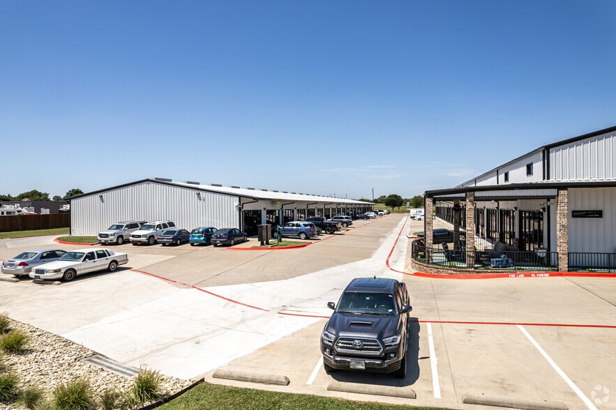 More Photos Of 2126 Hamilton Rd, Argyle Light Distribution For Lease