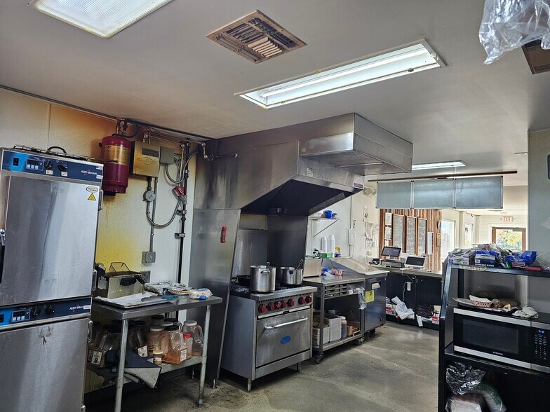 More Photos Of 8222 Wurzbach Rd, San Antonio Medical For Sale