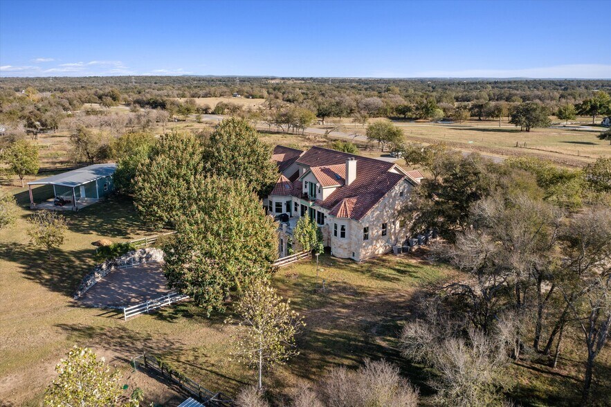 More Photos Of 1092 FM 3000, Elgin Specialty For Sale