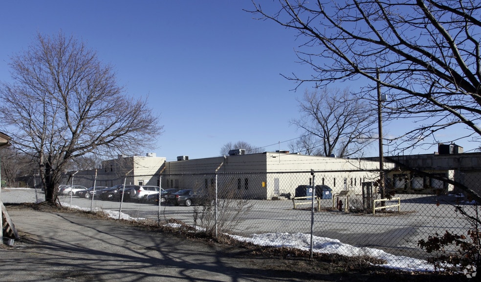 More Photos Of 1425 Cranston St, Cranston Manufacturing For Lease