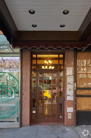 More Photos Of 2528 Broadway, New York Hotel For Lease