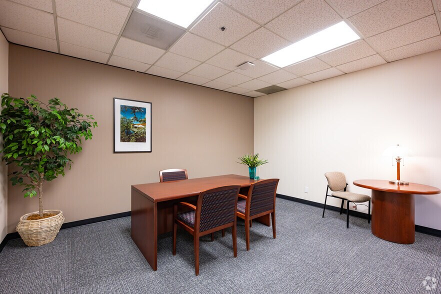 More Photos Of 131 Stony Cir, Santa Rosa Coworking Space