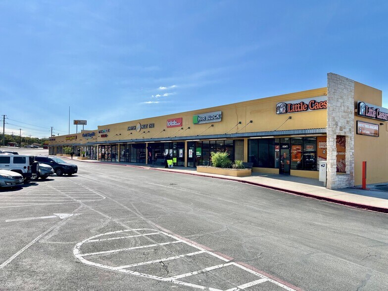 More Photos Of 8500 Blanco Rd, San Antonio Unknown For Lease