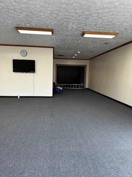 More Photos Of 25935 State Route 7, Marietta Loft Creative Space For Lease