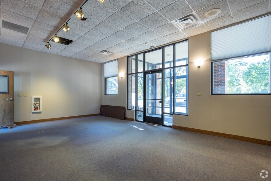 More Photos Of 2356-2370 Science Pky, Okemos Office For Sale