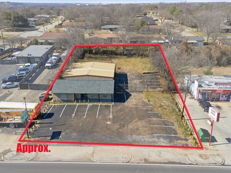 More Photos Of 4208 Benbrook Hwy, Fort Worth Office For Sale
