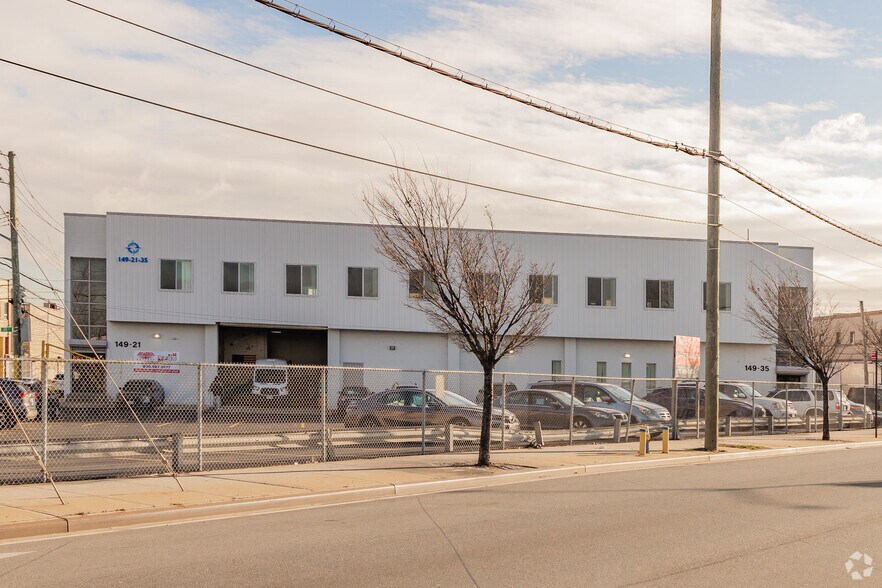 More Photos Of 149-35 177th St, Jamaica Flex For Lease