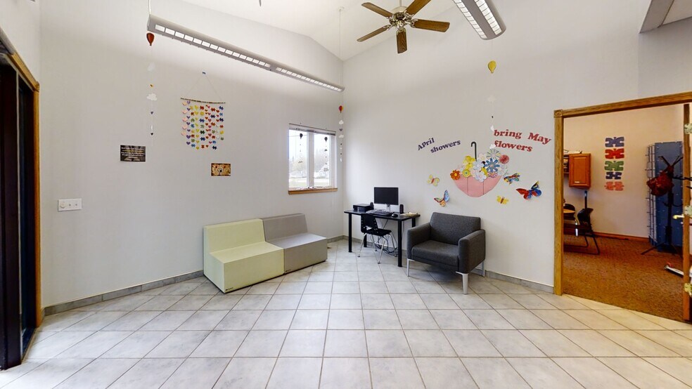 More Photos Of 112-118 S Main St, Medford Office For Sale