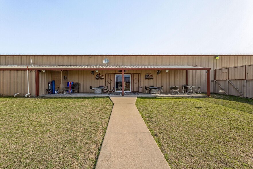 More Photos Of 3261 FM 933, Whitney Restaurant For Sale