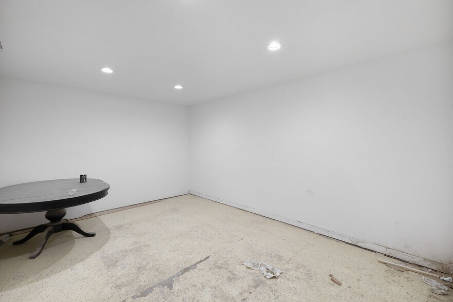 More Photos Of 205 N Park Ave, Pomona Warehouse For Lease