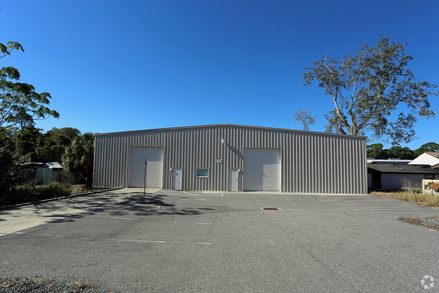 More Photos Of 7853 Leo Kidd Ave, Port Richey Warehouse For Sale