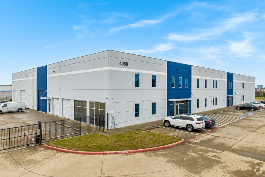 More Photos Of 4050 Premier Dr, Plano Light Manufacturing For Lease