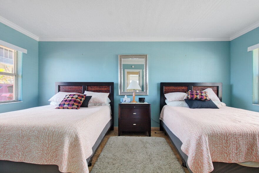 More Photos Of 3401 NE 10th St, Pompano Beach Hotel For Sale