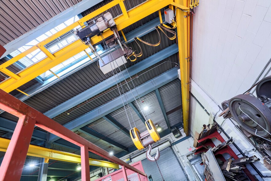 More Photos Of 1652 Atlantic Ave, Brooklyn Warehouse For Sale