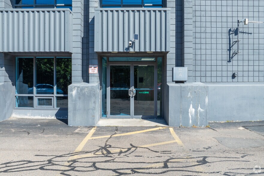 More Photos Of 65 Sprague St, Hyde Park Manufacturing For Lease