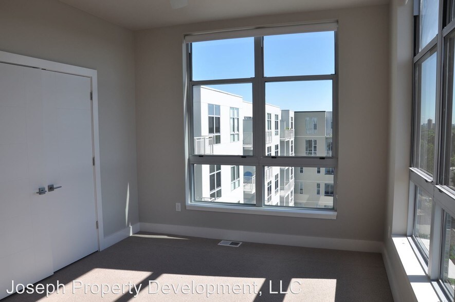 More Photos Of 4175 N Oakland Ave, Shorewood Multifamily For Sale